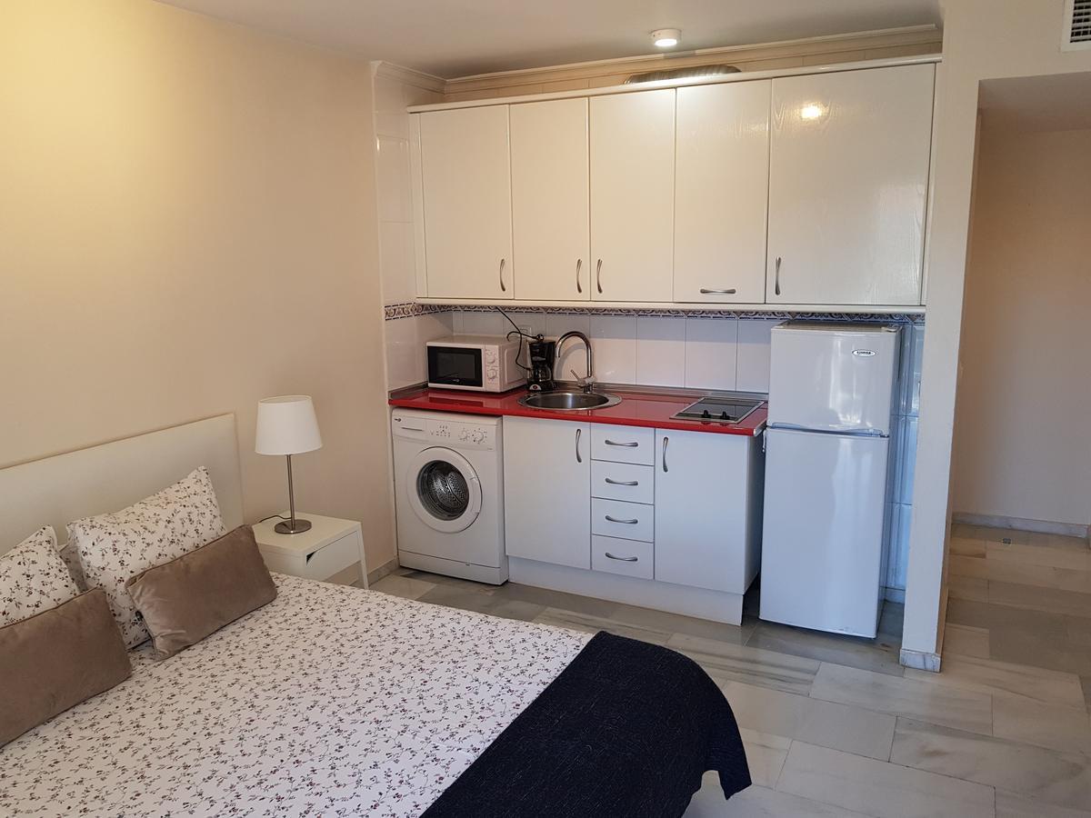Fan Flat Eugenio Appartement Málaga Buitenkant foto