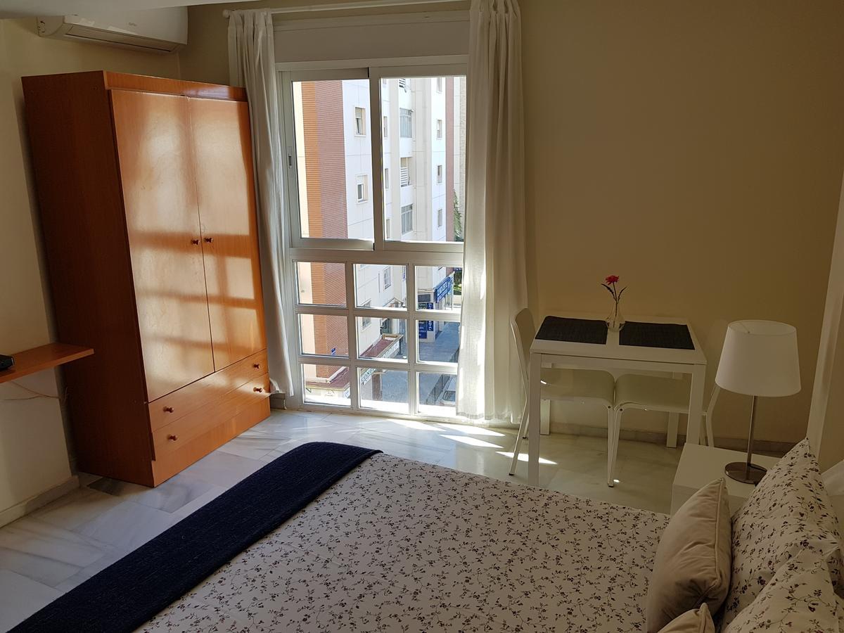 Fan Flat Eugenio Appartement Málaga Buitenkant foto